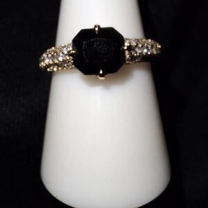 Sophisticated Black and Gold Women's Ring